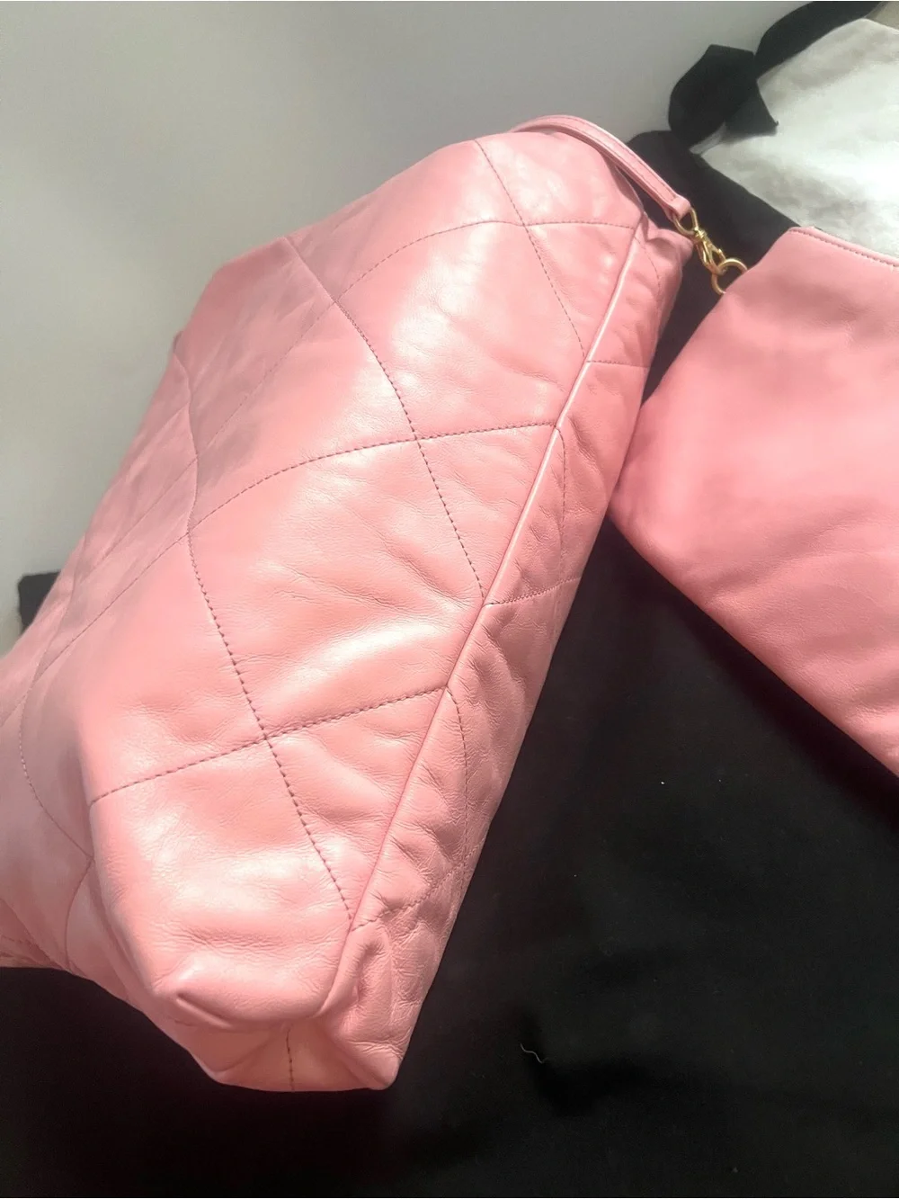 Chanel 22 Pink Calfskin Hobo Bag GHW